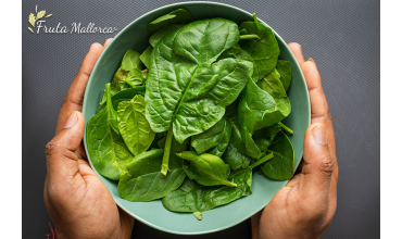 It's spinach time! Add flavor to your life!
